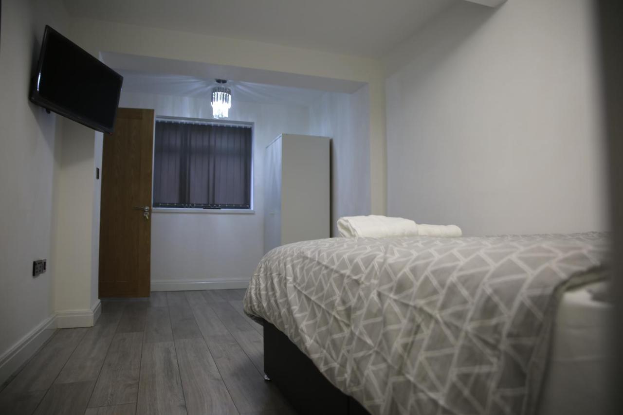 Rostron House Hotel Manchester Bagian luar foto