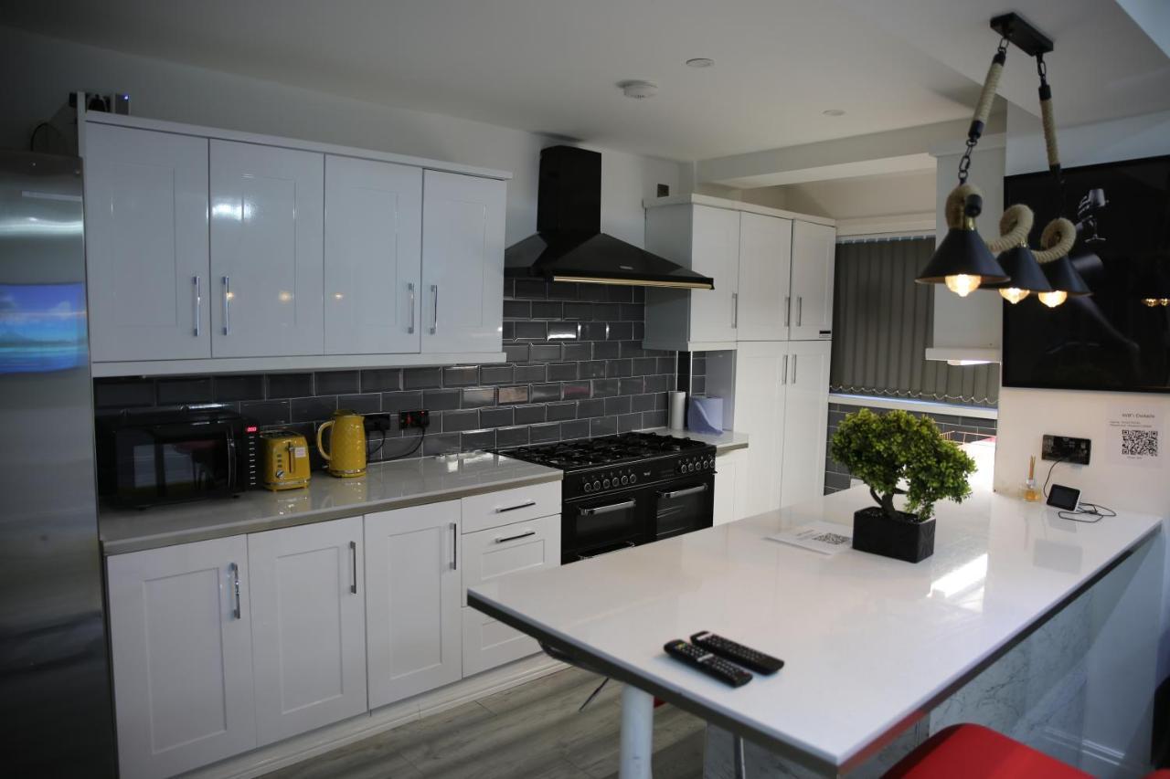 Rostron House Hotel Manchester Bagian luar foto