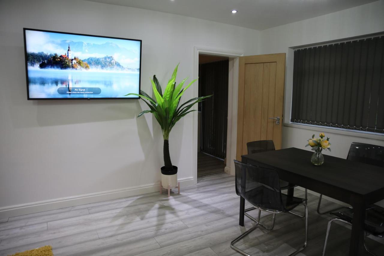 Rostron House Hotel Manchester Bagian luar foto